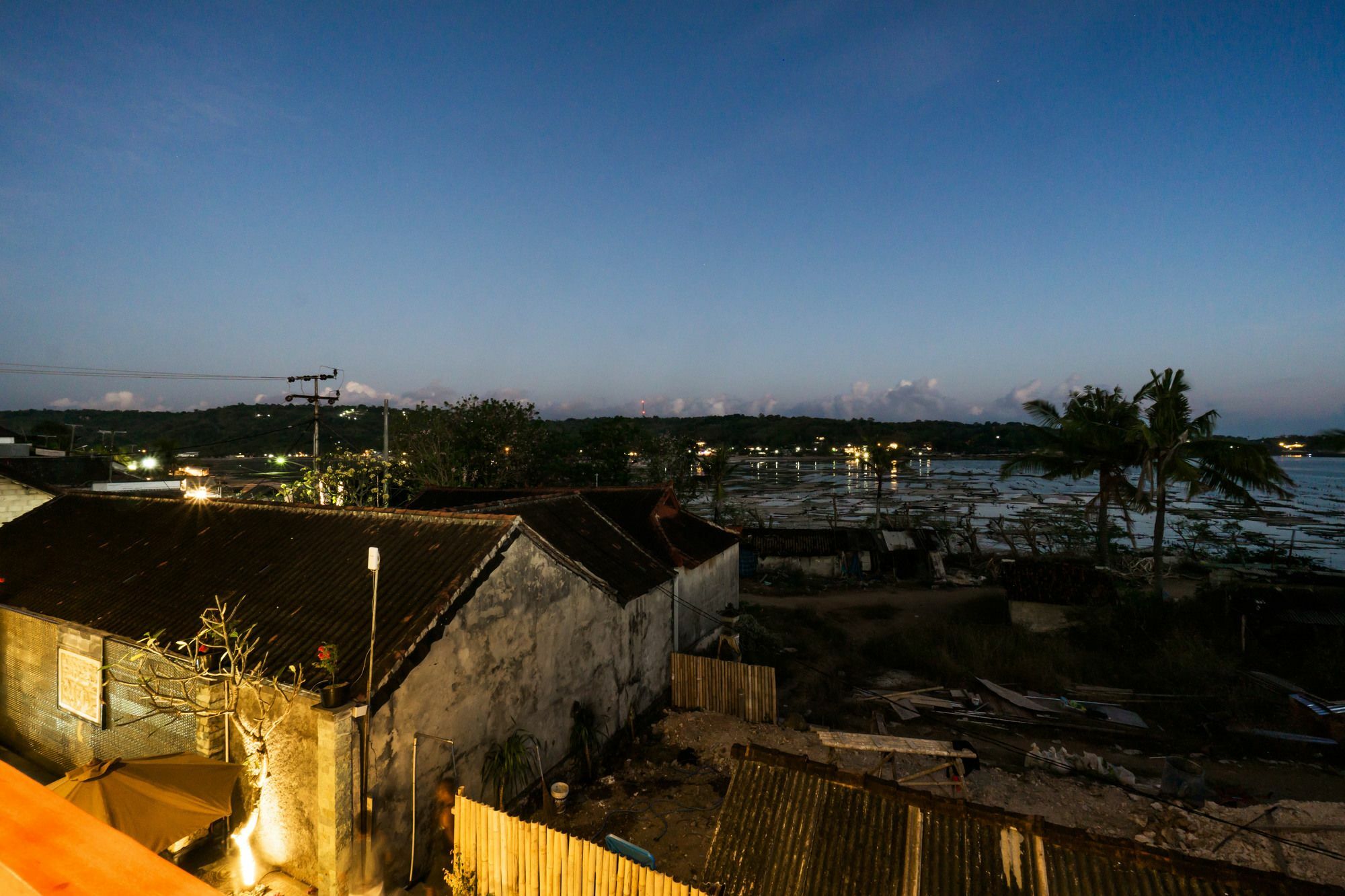 Seaweed Guesthouse Lembongan Extérieur photo